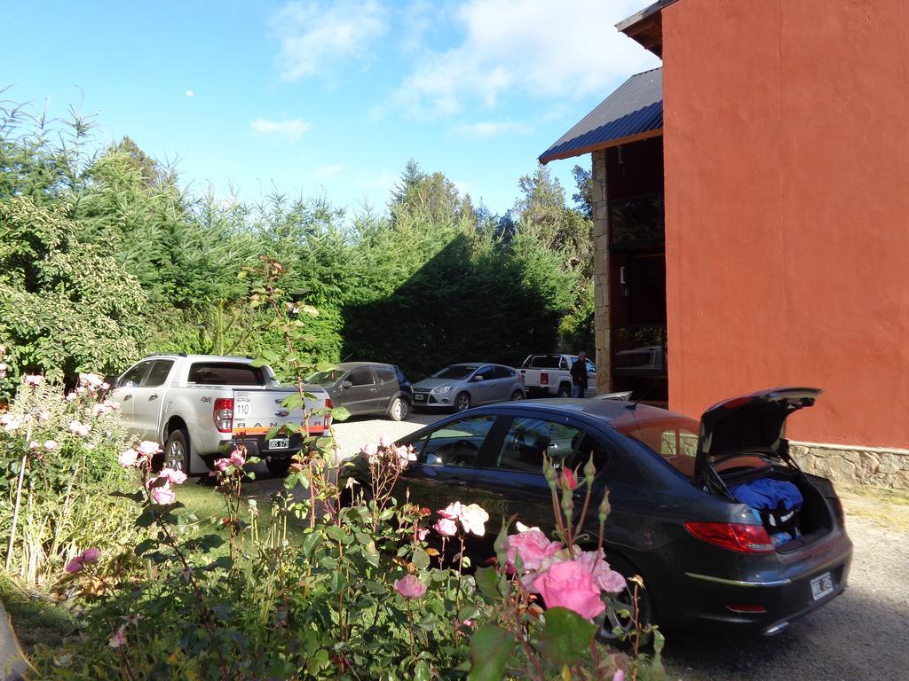 Unquehue Apartamentos Dormis Villa La Angostura Eksteriør billede